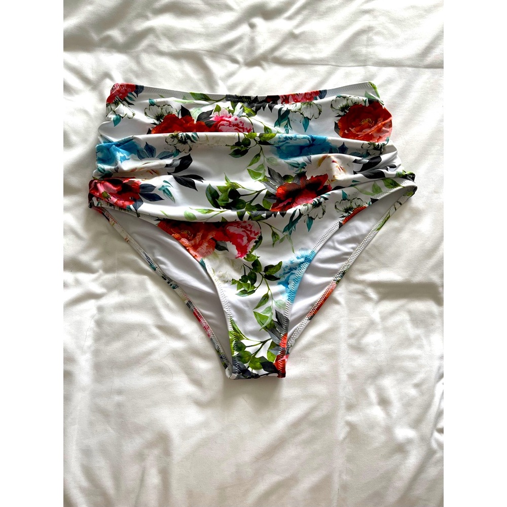 Cupshe Floral high-waisted swim bottoms, size XL